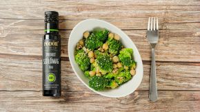 Brokkolisalat mit E-Vitamin-Vinaigrette