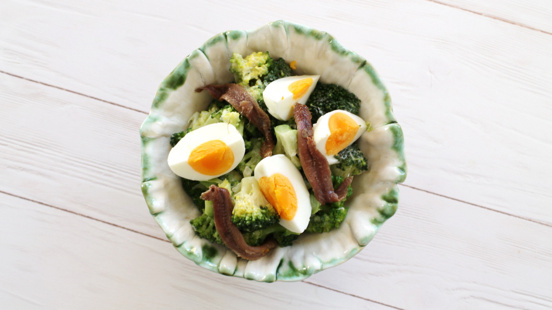 Brokkolisalat mit Joghurt