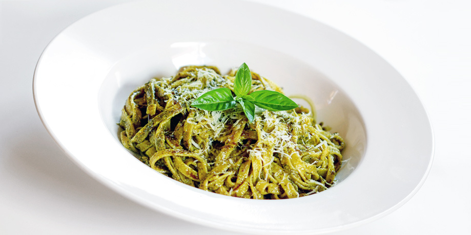 Tagliatelle mit Pödör Kürbiskernpesto