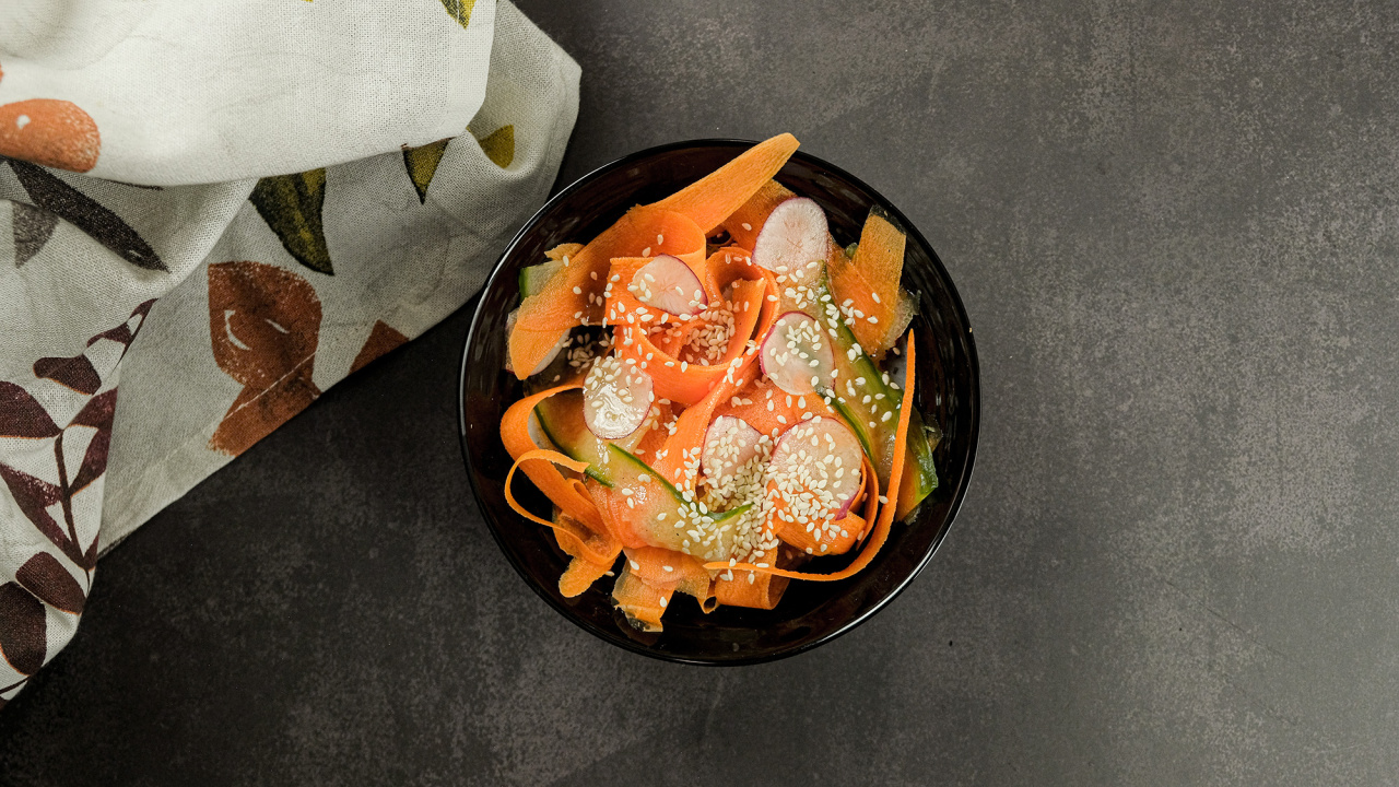 Salat mit Sesamöl