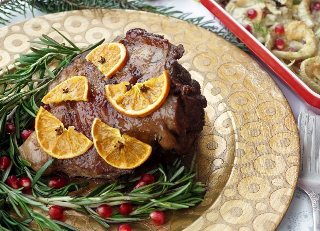 Lammbraten in Orangen-Glasur mit Rosmarin und Pödör Apfelbalsamicosenf