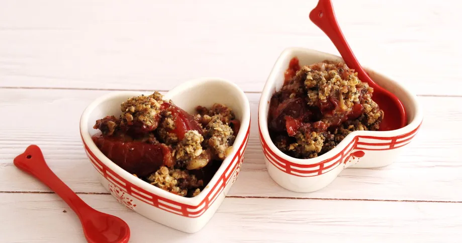 Pflaumen-Mohn Crumble