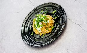 Bulgursalat mit roten Linsen und Joghurt-Dressing mit Pödör Mariendistelöl