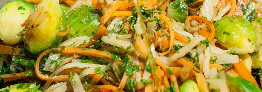 Blanchiertes Wurzelgemüse mit Mariendistelöl