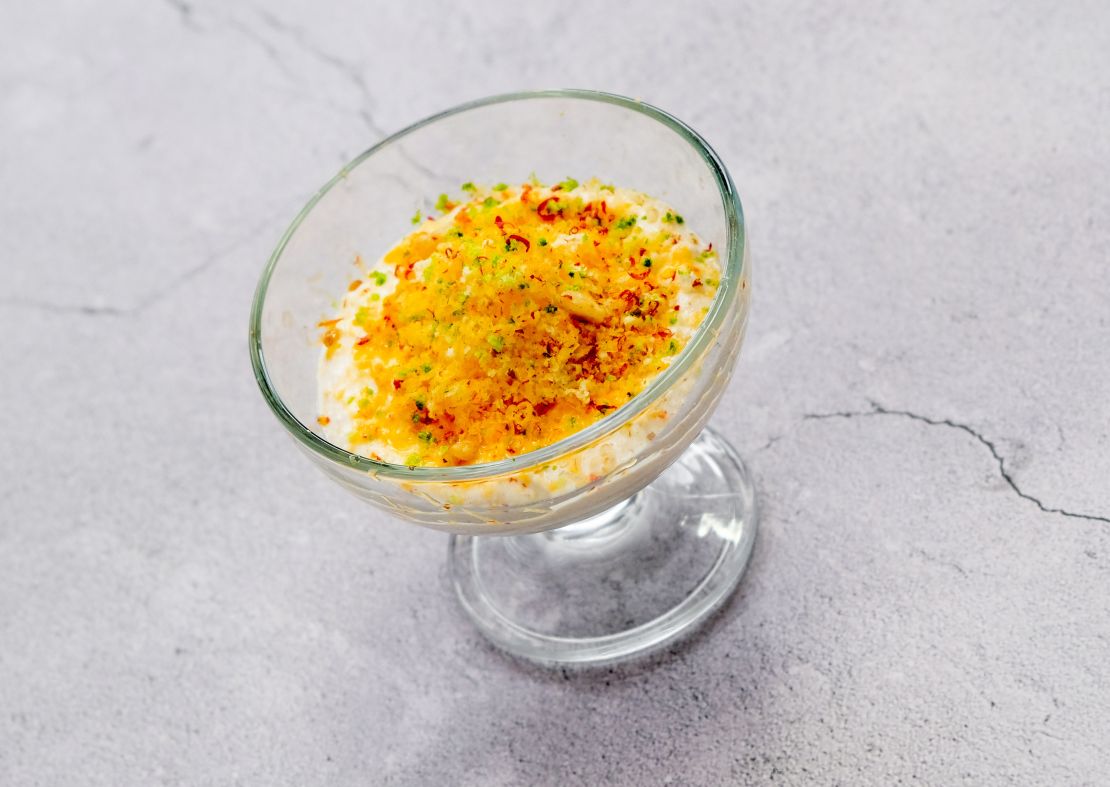 Erfrischendes Pfirsich-Topfendessert mit Walnussöl – Sommerlicher Dessertgenuss